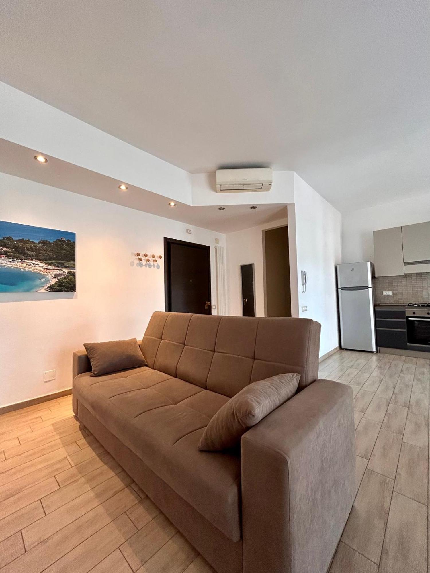 Appartamento Fronte Mare Falconara Marittima Exterior foto