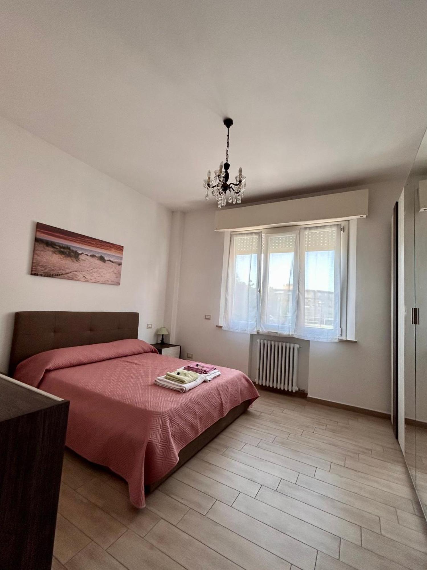 Appartamento Fronte Mare Falconara Marittima Exterior foto
